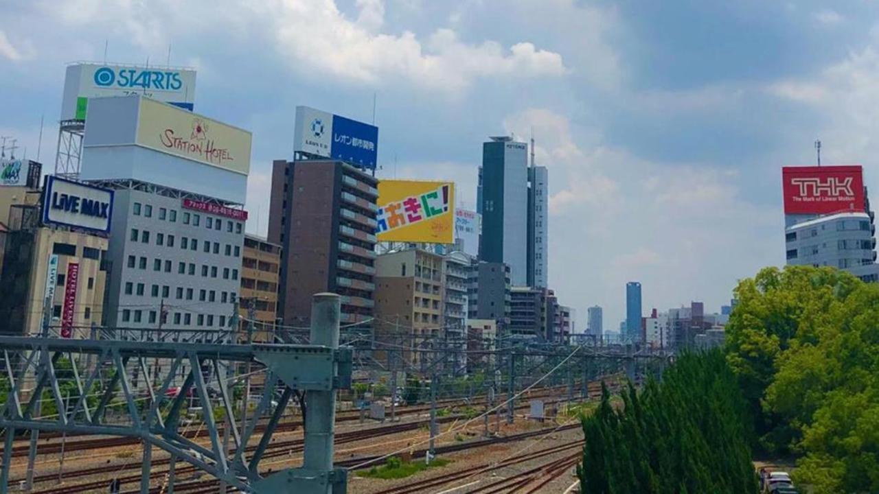 Toyoko Inn Shin-Osaka Chuo-Guchi Shinkan Bagian luar foto