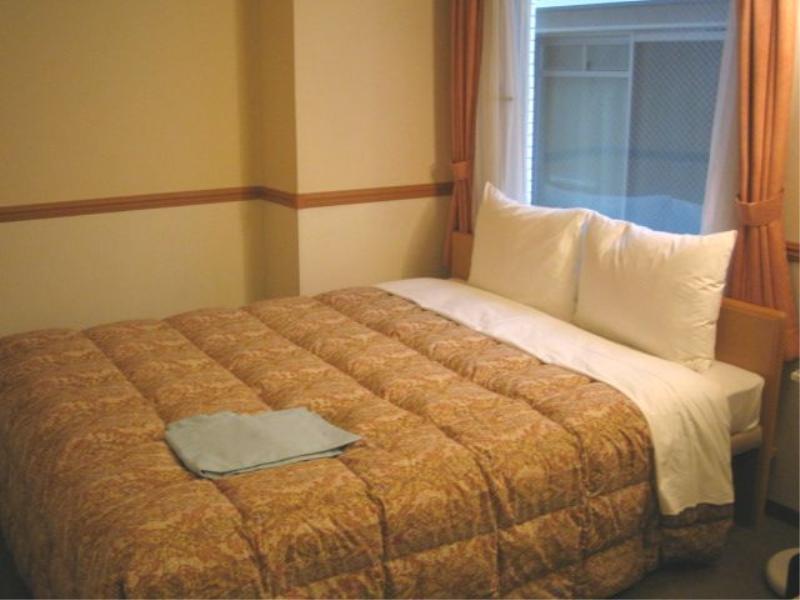 Toyoko Inn Shin-Osaka Chuo-Guchi Shinkan Bagian luar foto